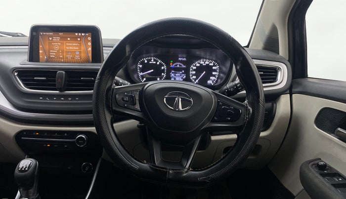 2023 Tata ALTROZ XZ DIESEL, Diesel, Manual, 98,222 km, Steering Wheel Close Up