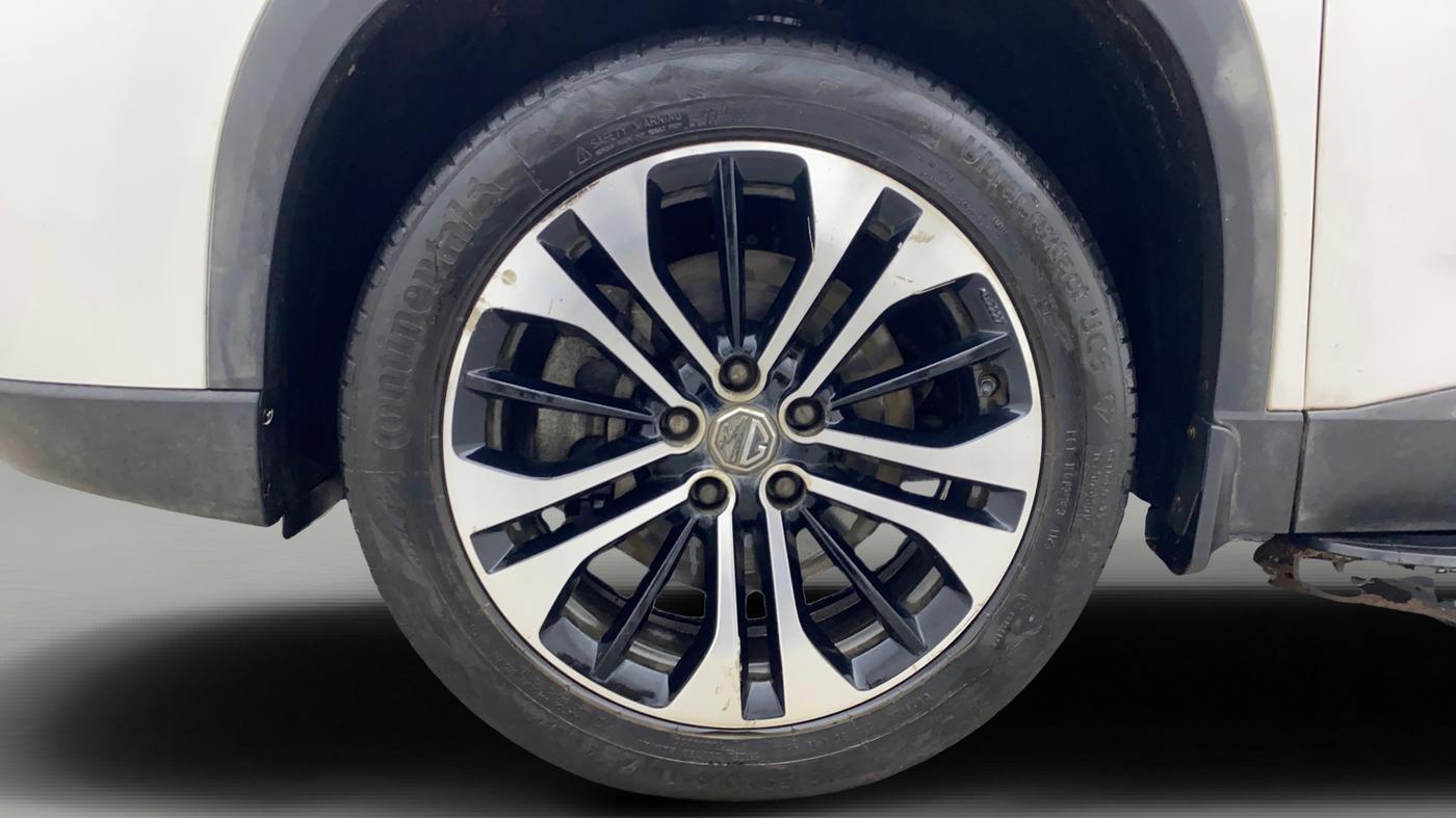 2021 MG HECTOR PLUS SHARP 2.0 DIESEL TURBO MT 6-STR, Diesel, Manual, 72,760 km, Left Front Wheel