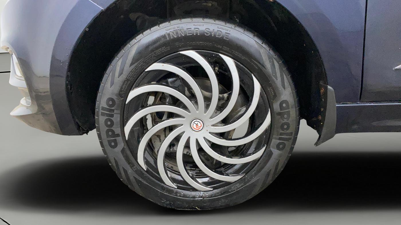 2022 Tata TIGOR XZ PLUS CNG, CNG, Manual, 65,049 km, Left Front Wheel