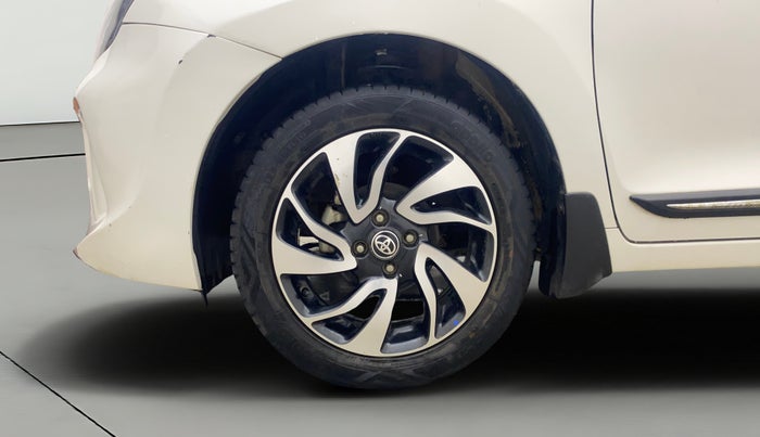 2020 Toyota Glanza V, Petrol, Manual, 47,059 km, Left Front Wheel