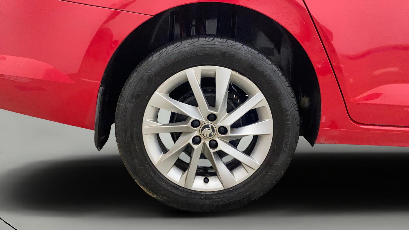 2022 Skoda SLAVIA AMBITION 1.0L TSI AT, Petrol, Automatic, 46,095 km, Right Rear Wheel
