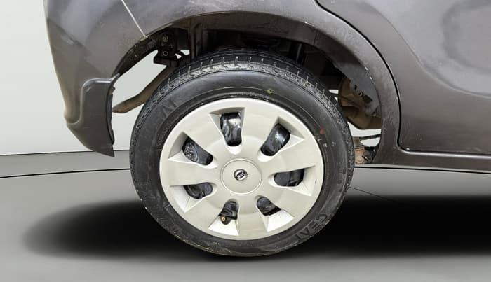 2015 Maruti Alto K10 VXI, Petrol, Manual, 82,149 km, Right Rear Wheel
