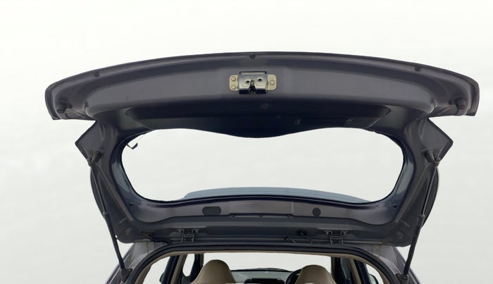 2016 Hyundai Grand i10 ASTA 1.2 KAPPA VTVT, Petrol, Manual, 35,166 km, Boot Door Open