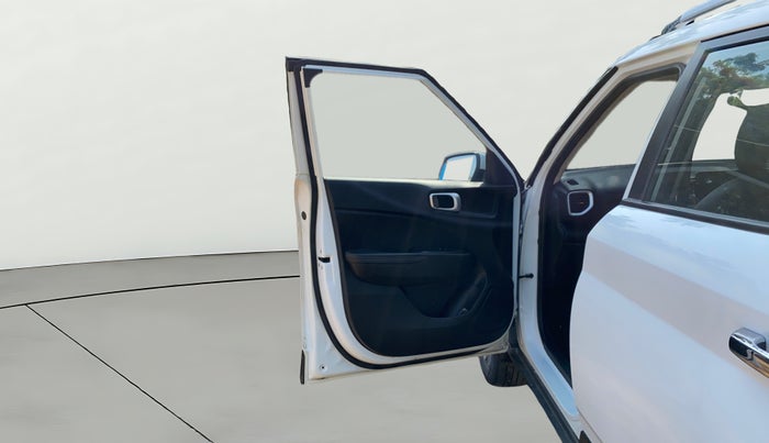 2021 Hyundai VENUE SX 1.0 (O) TURBO, Petrol, Manual, 61,353 km, LHS Front Door