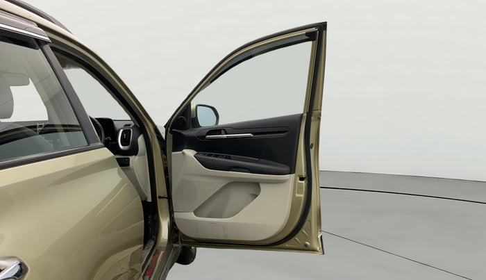 2021 KIA SONET HTX 1.0 IMT, Petrol, Manual, 20,671 km, RHS Front Door