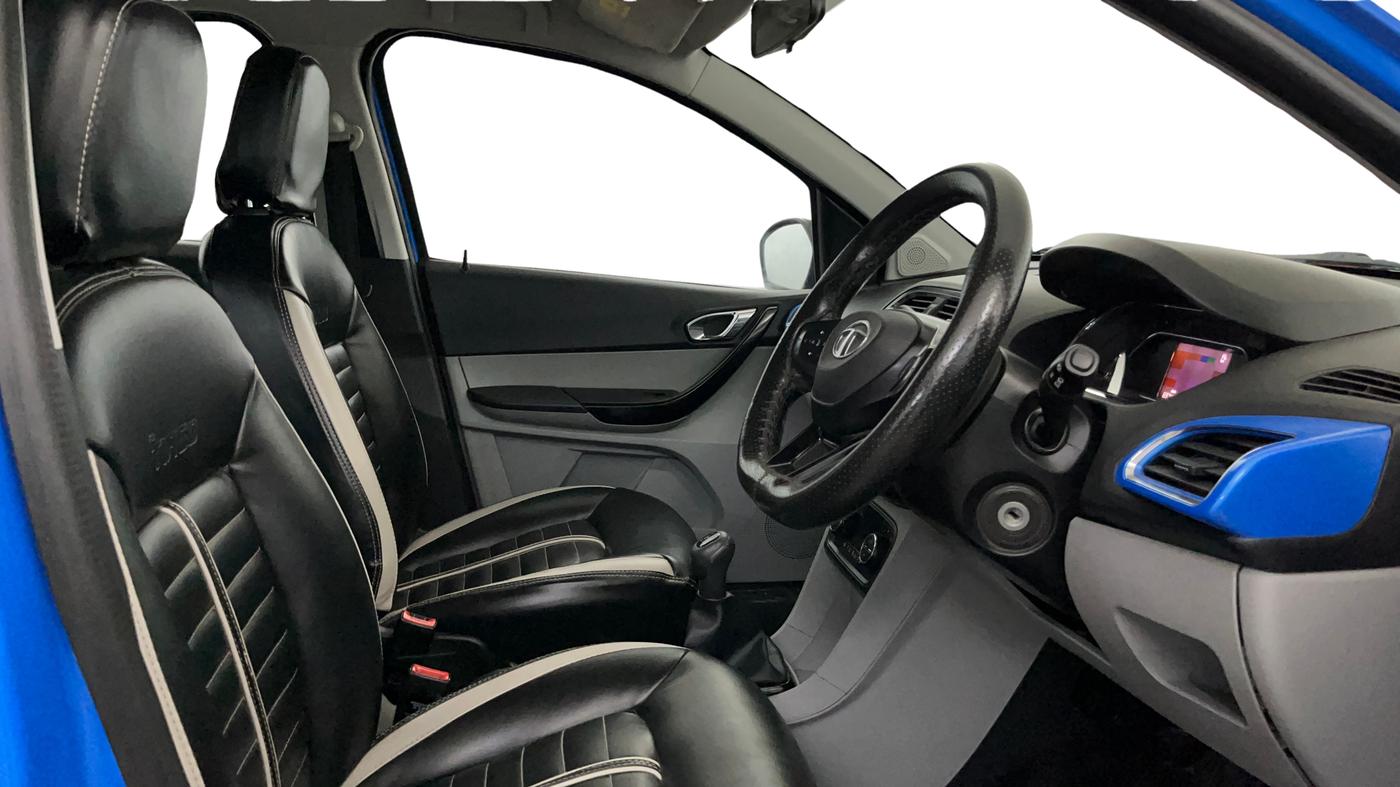 2020 Tata Tiago XZ PLUS PETROL, Petrol, Manual, 69,755 km, Right Side Front Door Cabin