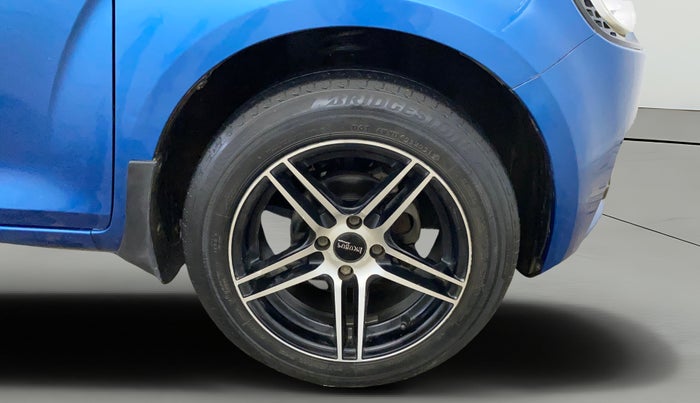 2018 Maruti IGNIS DELTA 1.2 AMT, Petrol, Automatic, 37,347 km, Right Front Wheel