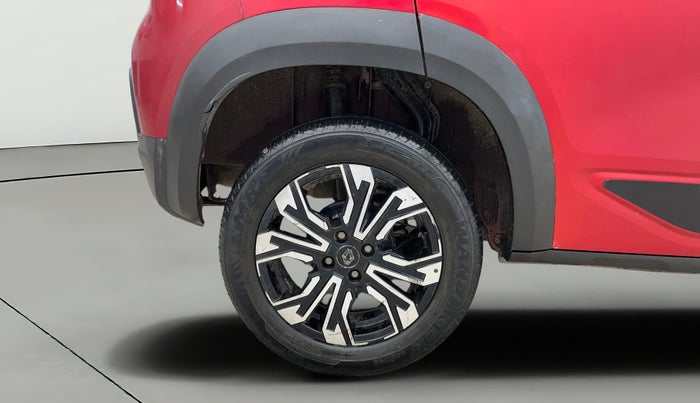 2023 Renault Kiger RXT (O) MT, Petrol, Manual, 23,260 km, Right Rear Wheel