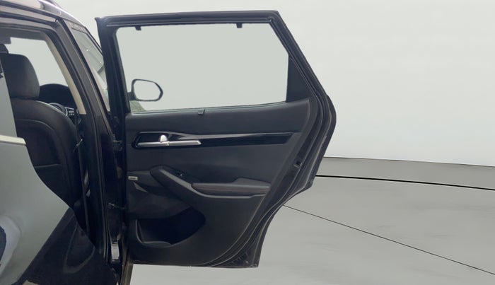 2021 KIA SELTOS GTX PLUS DCT 1.4 PETROL, Petrol, Automatic, 30,505 km, RHS Rear Door