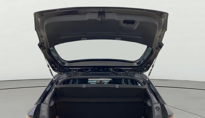 2023 Tata ALTROZ XZ PLUS DIESEL DARK EDITION, Diesel, Manual, 25,451 km, Boot Door Open