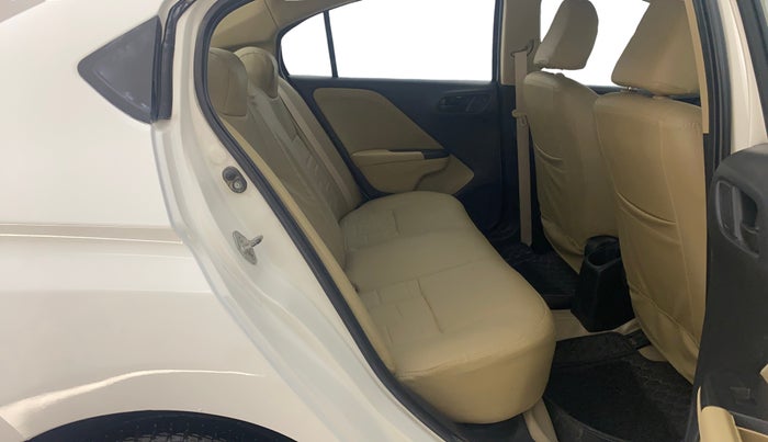 2015 Honda City 1.5L I-VTEC S MT, Petrol, Manual, 65,266 km, Right Side Rear Door Cabin