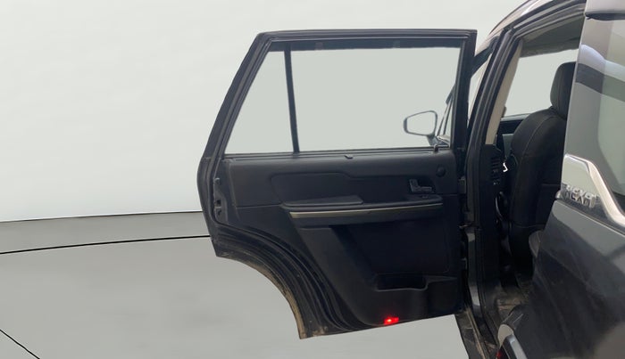 2017 Tata Hexa XTA 4X2 6 STR, Diesel, Automatic, 1,19,064 km, LHS Rear Door