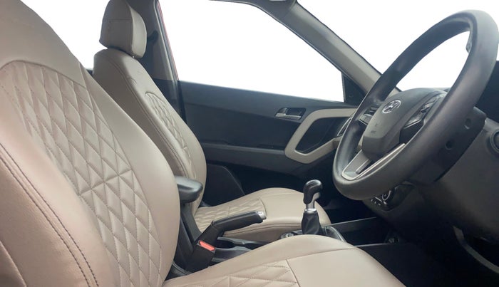 2017 Hyundai Creta SX PLUS 1.6 PETROL, Petrol, Manual, 1,19,062 km, Right Side Front Door Cabin