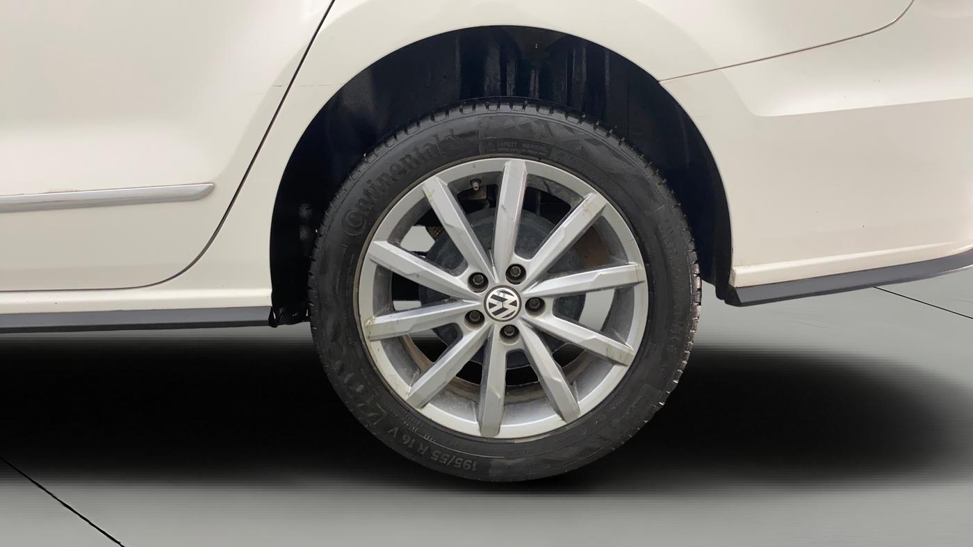 2021 Volkswagen Vento HIGHLINE PLUS 1.0L TSI AT, Petrol, Automatic, 77,947 km, Left Rear Wheel