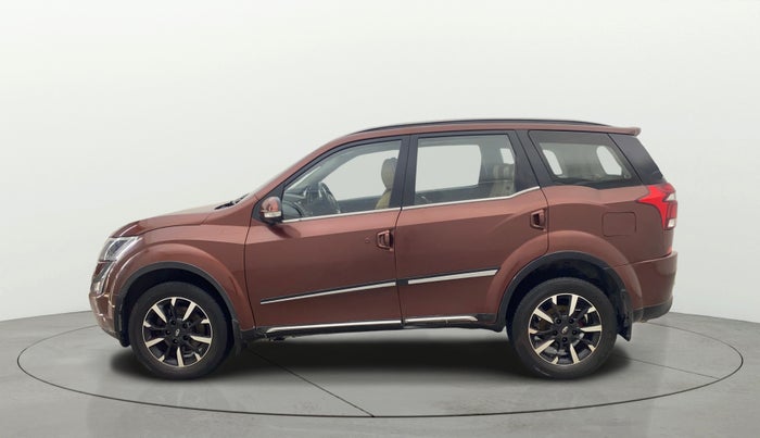 2018 Mahindra XUV500 W11, Diesel, Manual, 52,365 km, Left Side
