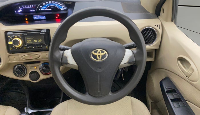 2016 Toyota Etios G, Petrol, Manual, 1,45,498 km, Steering Wheel Close Up