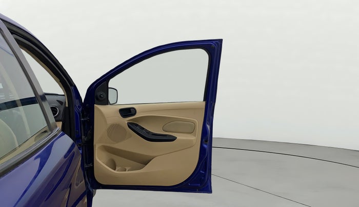 2017 Ford Figo Aspire TITANIUM 1.2 PETROL, Petrol, Manual, 90,733 km, RHS Front Door