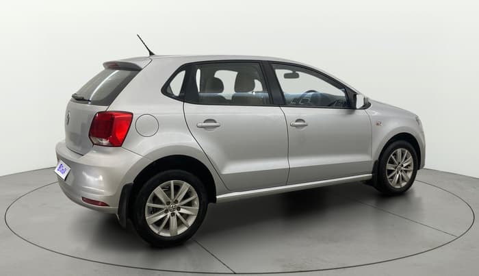 2015 Volkswagen Polo HIGHLINE1.2L, Petrol, Manual, 28,830 km, Right Back Diagonal