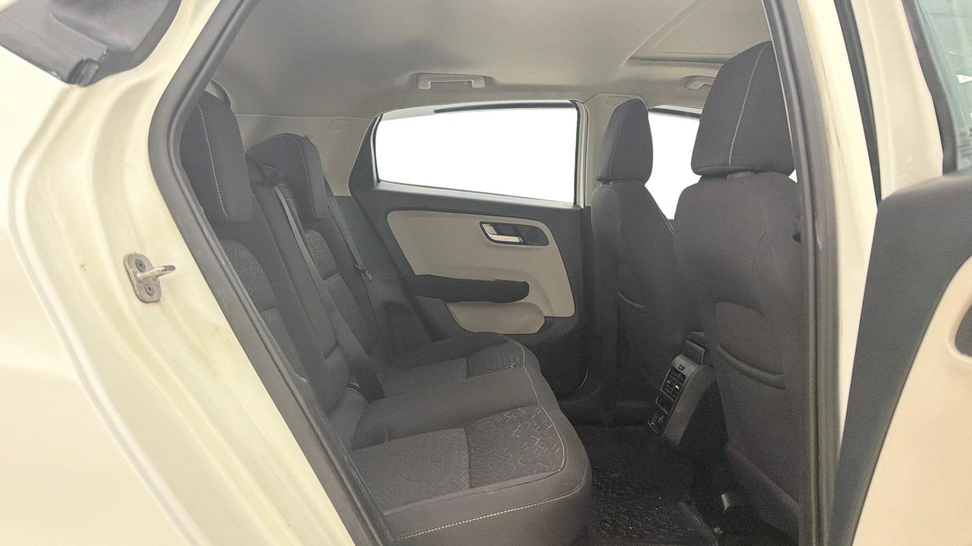 2023 Tata ALTROZ XZ PLUS SUNROOF CNG, CNG, Manual, 81,056 km, Right Side Rear Door Cabin