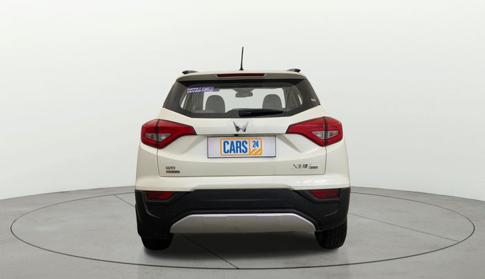 2022 Mahindra XUV300 W8 (O) 1.2 PETROL AMT, Petrol, Automatic, 39,378 km, Back/Rear
