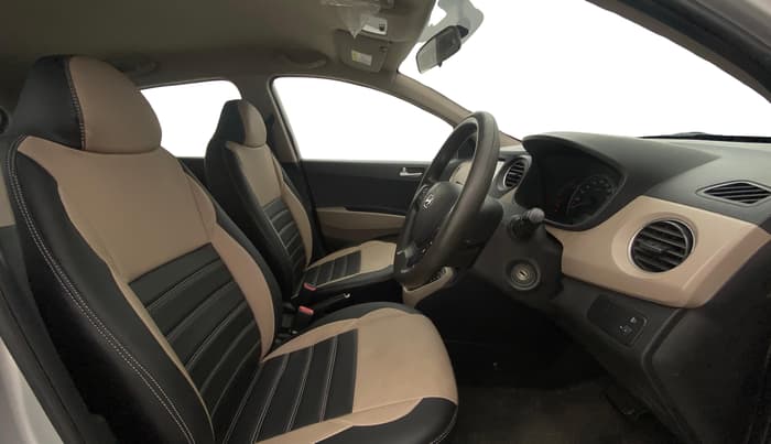 2017 Hyundai Grand i10 SPORTZ (O) AT 1.2 KAPPA VTVT, Petrol, Automatic, 83,522 km, Right Side Front Door Cabin