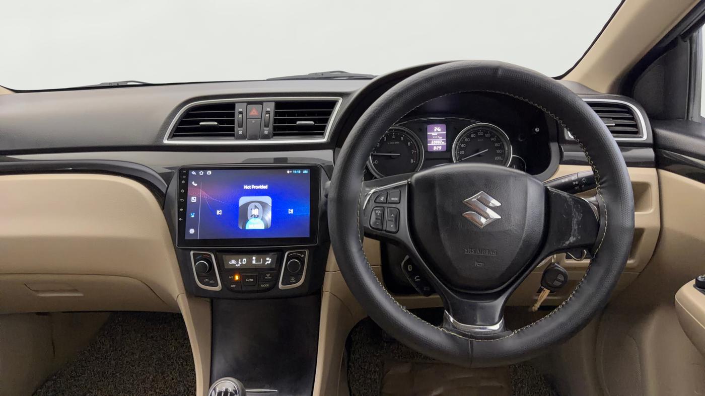 2014 Maruti Ciaz VXI+, Petrol, Manual, 69,872 km, Steering Wheel Close Up