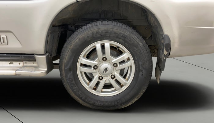 2013 Mahindra Scorpio VLX 2WD AIRBAG, Diesel, Manual, 1,44,881 km, Left Rear Wheel