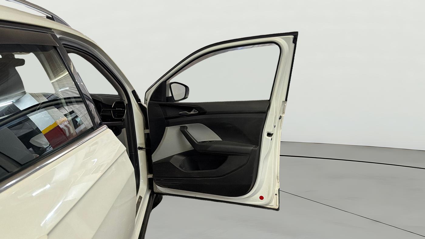 2021 Skoda KUSHAQ STYLE 1.0L TSI AT, Petrol, Automatic, 59,718 km, RHS Front Door