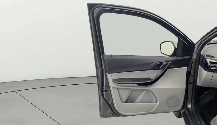 2020 Tata Tiago XT PETROL, Petrol, Manual, 66,172 km, LHS Front Door