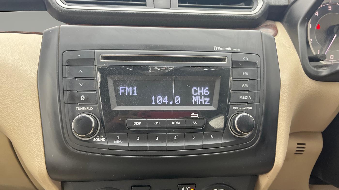 2017 Maruti Dzire VXI, Petrol, Manual, 44,922 km, Air Conditioner