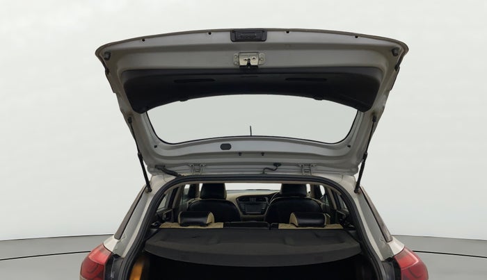 2016 Hyundai Elite i20 ASTA 1.2 (O), Petrol, Manual, 72,807 km, Boot Door Open