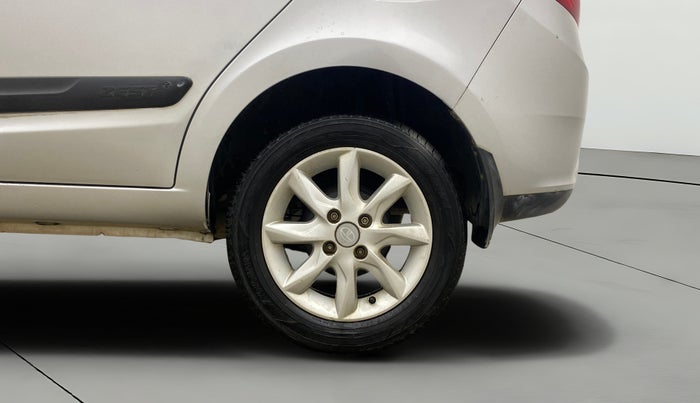 2016 Tata Zest XT 90PS DIESEL, Diesel, Manual, 52,419 km, Left Rear Wheel