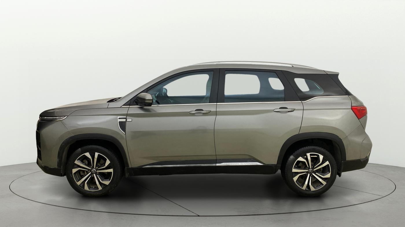 2023 MG HECTOR SHARP PRO 1.5 TURBO MT PETROL, Petrol, Manual, 33,012 km, Left Side