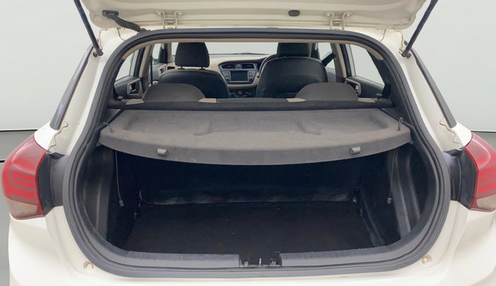 2019 Hyundai Elite i20 SPORTZ PLUS 1.2, Petrol, Manual, 42,360 km, Boot Open Zoomed View