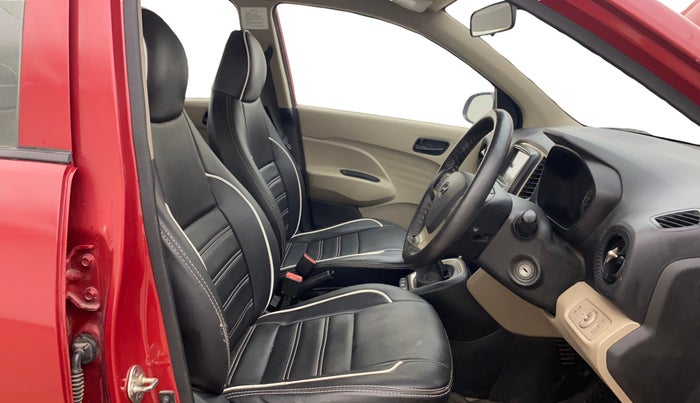 2022 Hyundai NEW SANTRO SPORTZ EXECUTIVE MT CNG, CNG, Manual, 1,15,712 km, Right Side Front Door Cabin