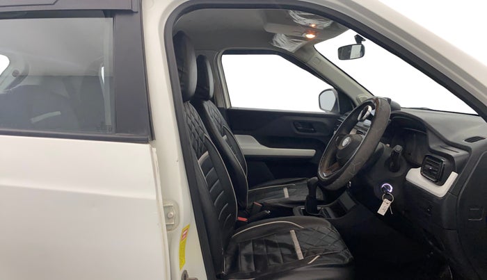 2024 Tata PUNCH PURE MT CNG, CNG, Manual, 53,335 km, Right Side Front Door Cabin