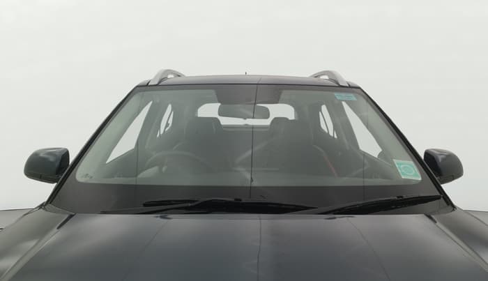 2021 Hyundai VENUE S 1.2, Petrol, Manual, 55,588 km, Front Windshield