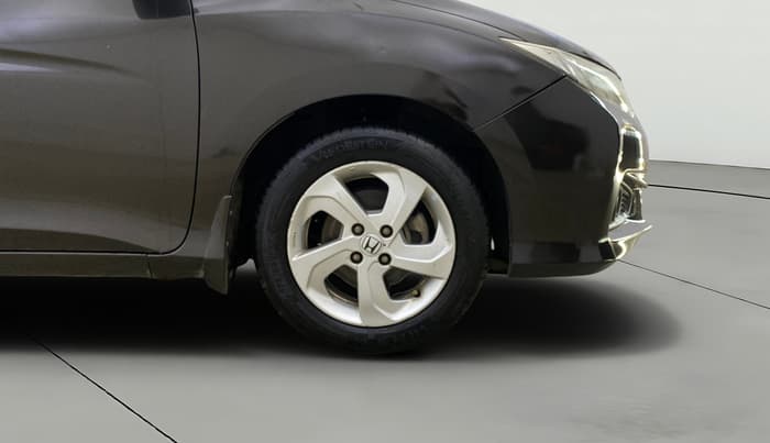 2015 Honda City 1.5L I-VTEC V MT, Petrol, Manual, 1,05,966 km, Right Front Wheel
