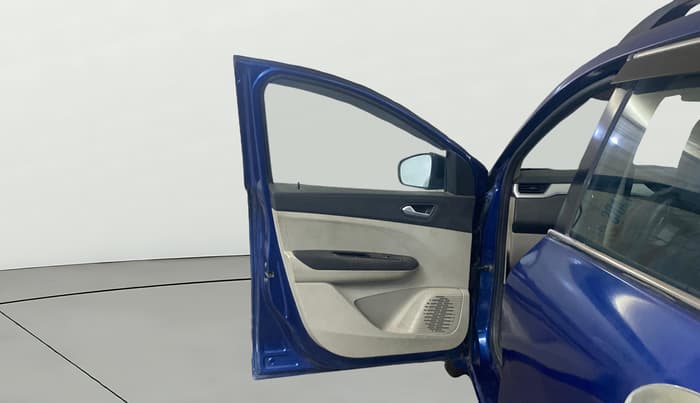 2019 Renault TRIBER RXZ, Petrol, Manual, 34,499 km, LHS Front Door