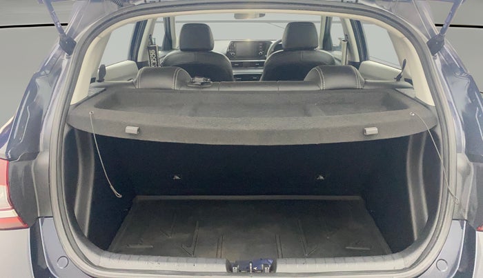 2023 Hyundai NEW I20 SPORTZ 1.2 IVT, Petrol, Automatic, 15,483 km, Boot Open Zoomed View