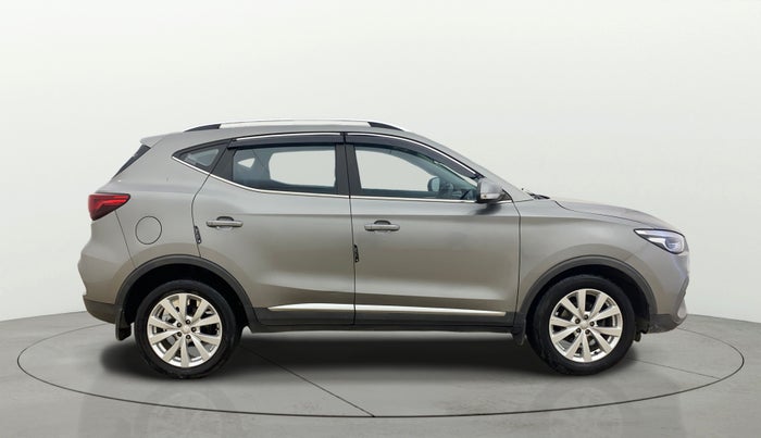 2023 MG ASTOR SUPER 1.5 MT, Petrol, Manual, 48,083 km, Right Side View