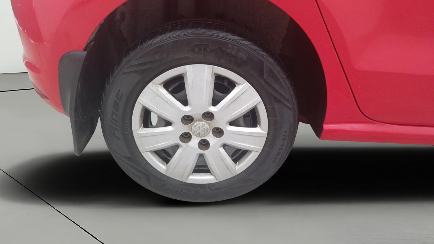 2018 Volkswagen Polo TRENDLINE 1.0L, Petrol, Manual, 43,491 km, Right Rear Wheel