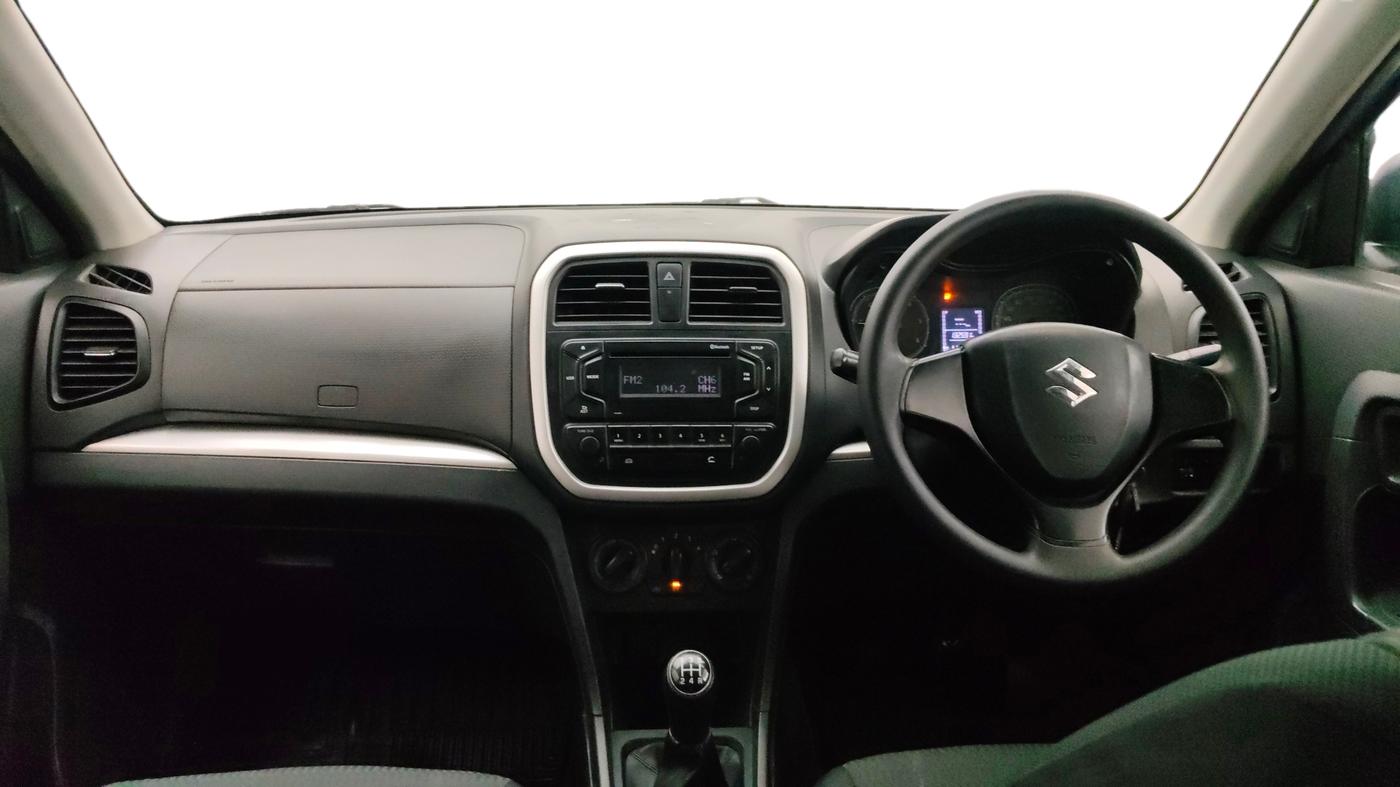 2017 Maruti Vitara Brezza VDI (O), Diesel, Manual, 1,32,540 km, Dashboard