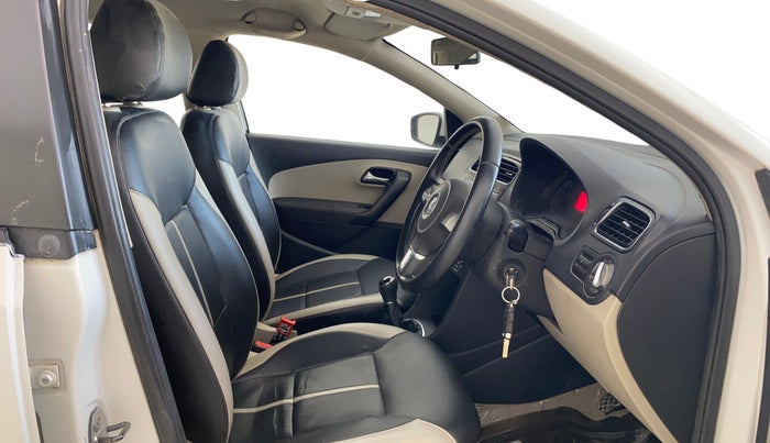 2013 Volkswagen Polo HIGHLINE1.2L, Petrol, Manual, 54,860 km, Right Side Front Door Cabin