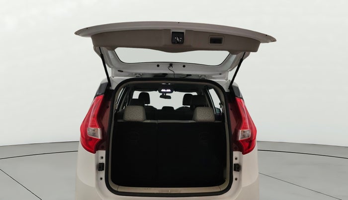 2025 Mahindra MARAZZO M 6 + 8 STR, Diesel, Manual, 5,480 km, Boot Door Open