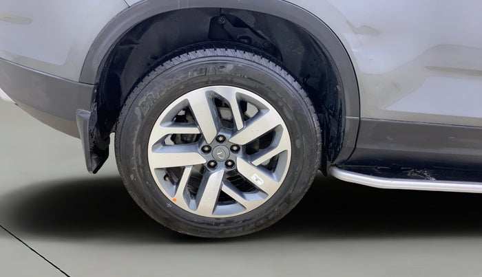2021 Tata Safari XZA, Diesel, Automatic, 28,091 km, Right Rear Wheel