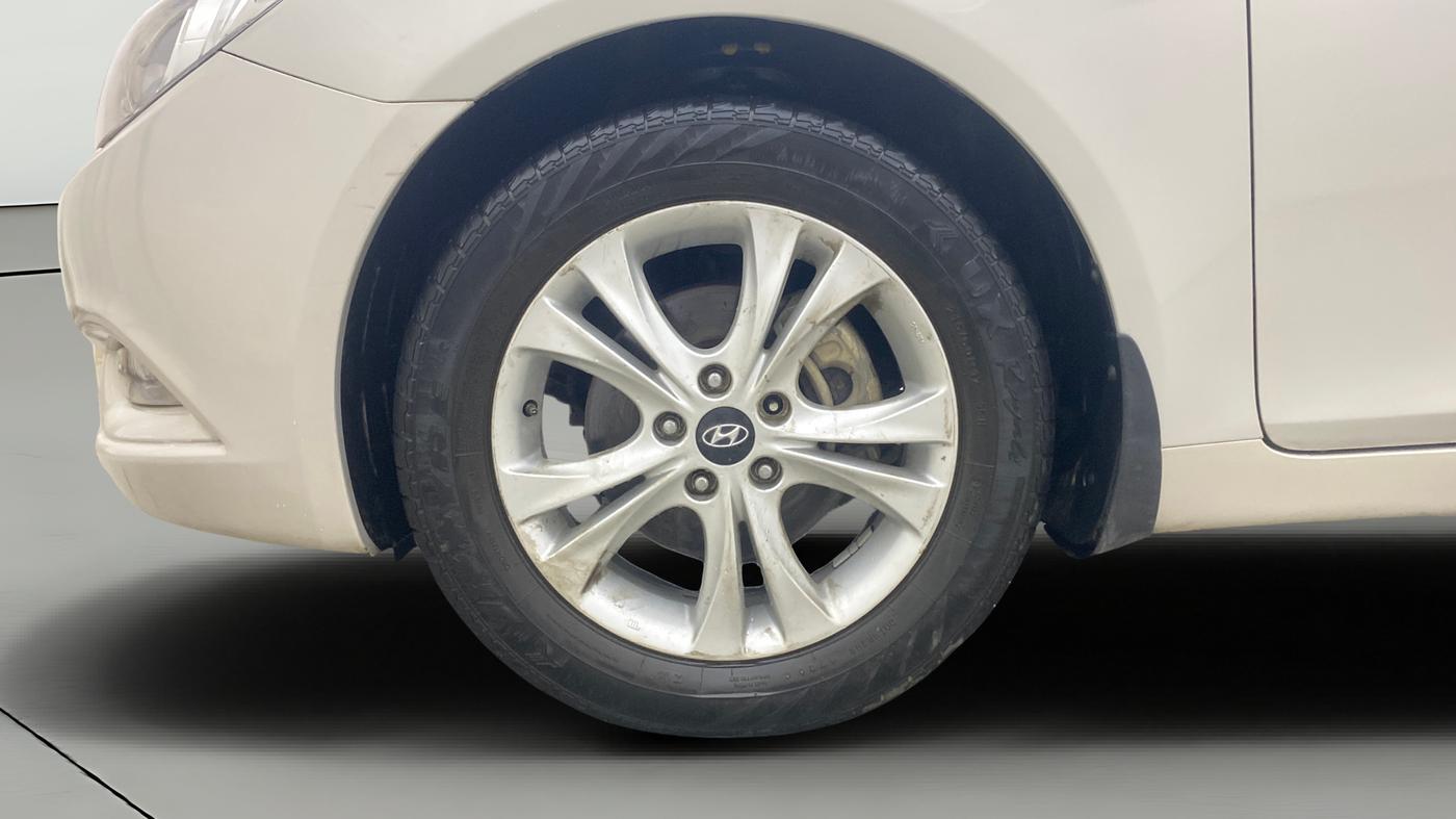 2012 Hyundai Sonata 2.4 GDI MT, Petrol, Manual, 53,260 km, Left Front Wheel