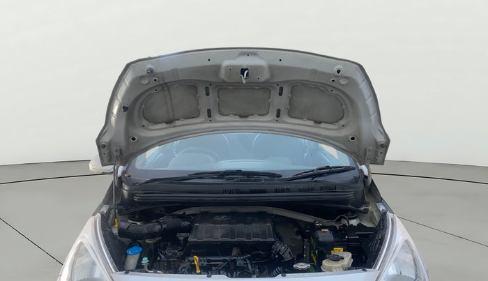 2015 Hyundai Grand i10 SPORTZ 1.2 KAPPA VTVT, Petrol, Manual, 31,215 km, Open Bonet