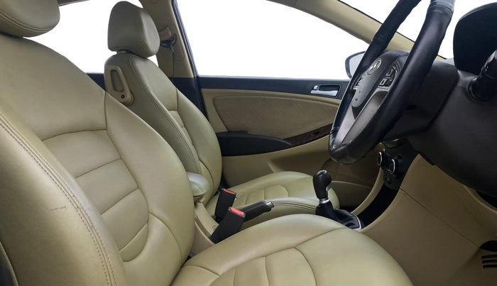 2015 Hyundai Verna FLUIDIC 1.6 CRDI S(O) 4S, Diesel, Manual, 99,327 km, Right Side Front Door Cabin