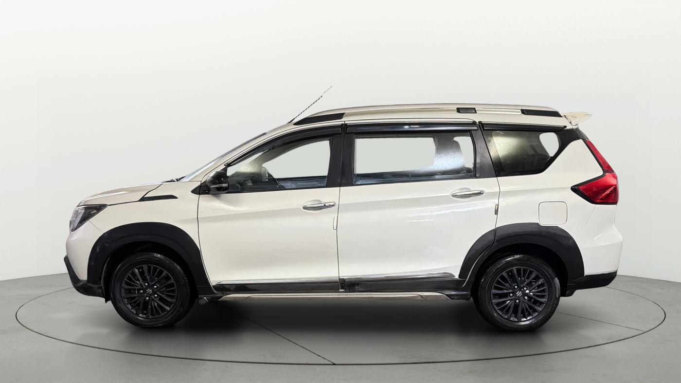 2019 Maruti XL6 ALPHA AT, Petrol, Automatic, 1,25,848 km, Left Side